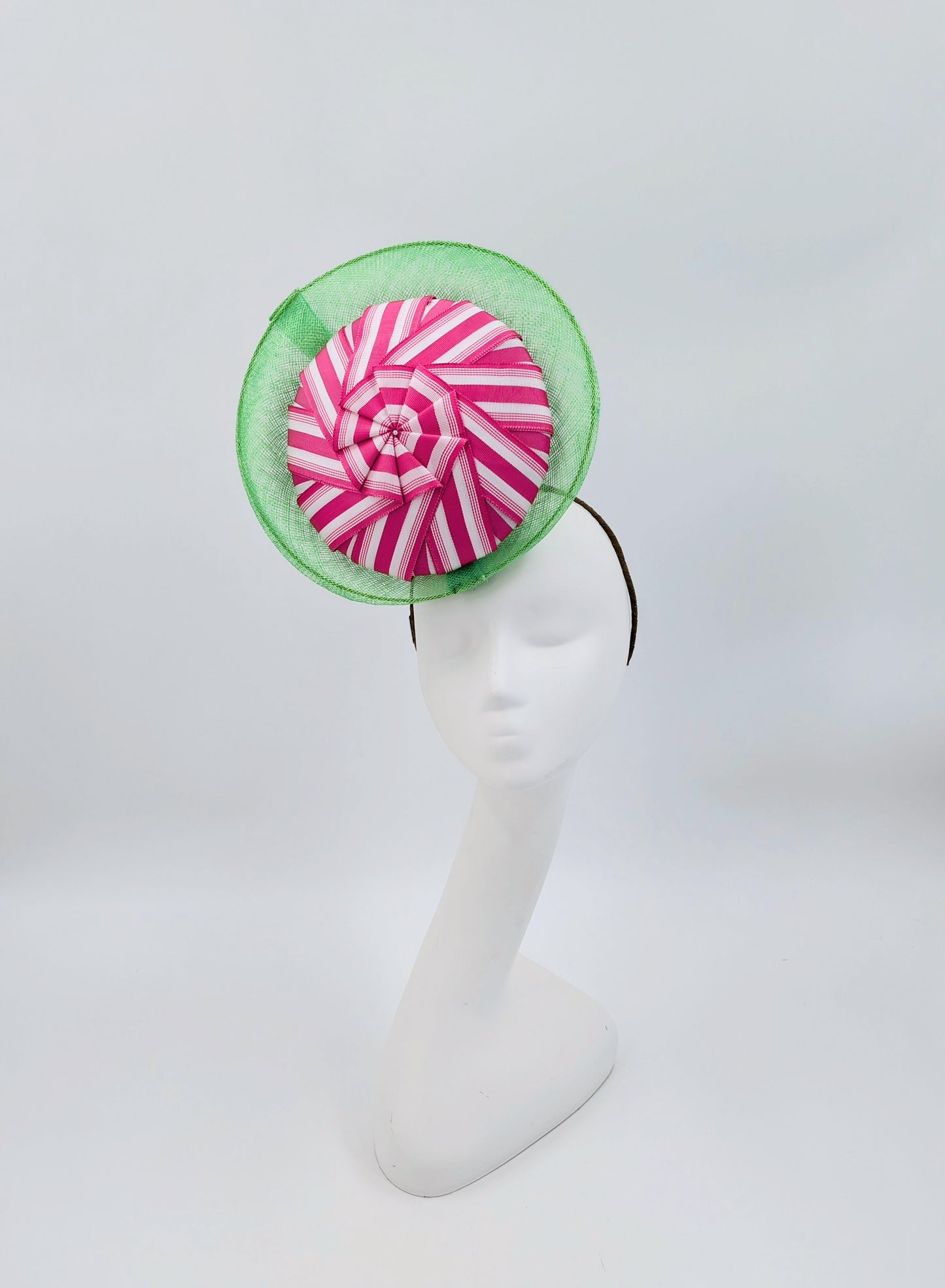 Hat Haven Millinery offers custom Kentucky Derby hats, handcrafted Derby millinery, luxury race-day headwear, and designer statement hats.