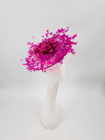 Kentucky Derby hats
Kentucky Derby fascinators
Derby hats Louisville
Louisville Derby hats
Derby headpieces
Kentucky Derby fashion 2026
Derby outfit hats
Churchill Downs hats
race day hats
Derby style hats