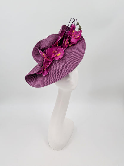 Kentucky Derby hats
Kentucky Derby fascinators
Derby hats Louisville
Louisville Derby hats
Derby headpieces
Kentucky Derby fashion 2026
Derby outfit hats
Churchill Downs hats
race day hats
Derby style hats