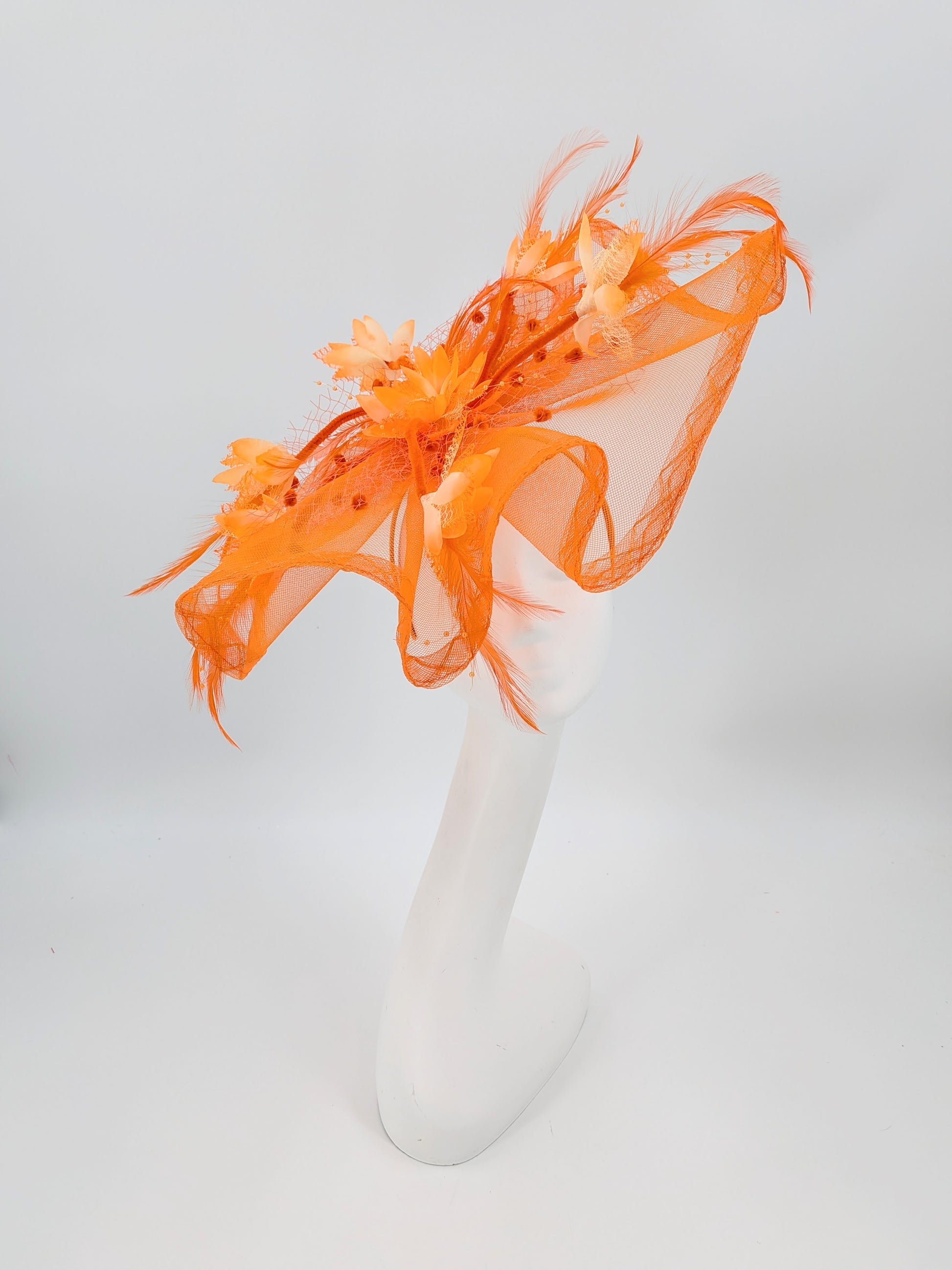Hat Haven Millinery
Kentucky Derby hats
Kentucky Derby millinery
Derby hats for women
women’s Derby hats
luxury Kentucky Derby hats
custom Kentucky Derby hats
statement Derby hats
unique Derby hats
Derby day headpieces
Churchill Downs hats