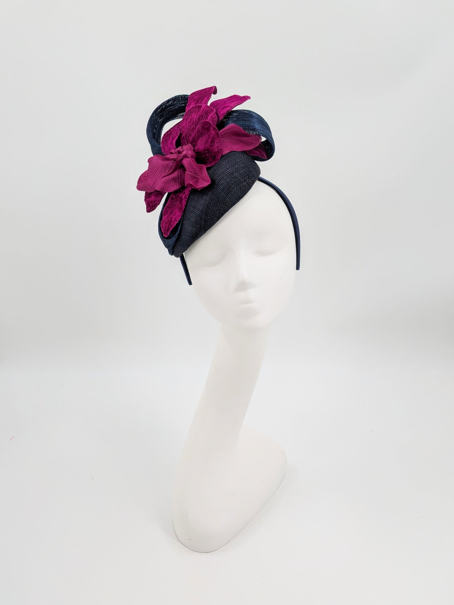 Hat Haven Millinery
Kentucky Derby hats
Kentucky Derby millinery
Derby hats for women
women’s Derby hats
luxury Kentucky Derby hats
custom Kentucky Derby hats
statement Derby hats
unique Derby hats
Derby day headpieces
Churchill Downs hats
Men's Kentucky Derby hats