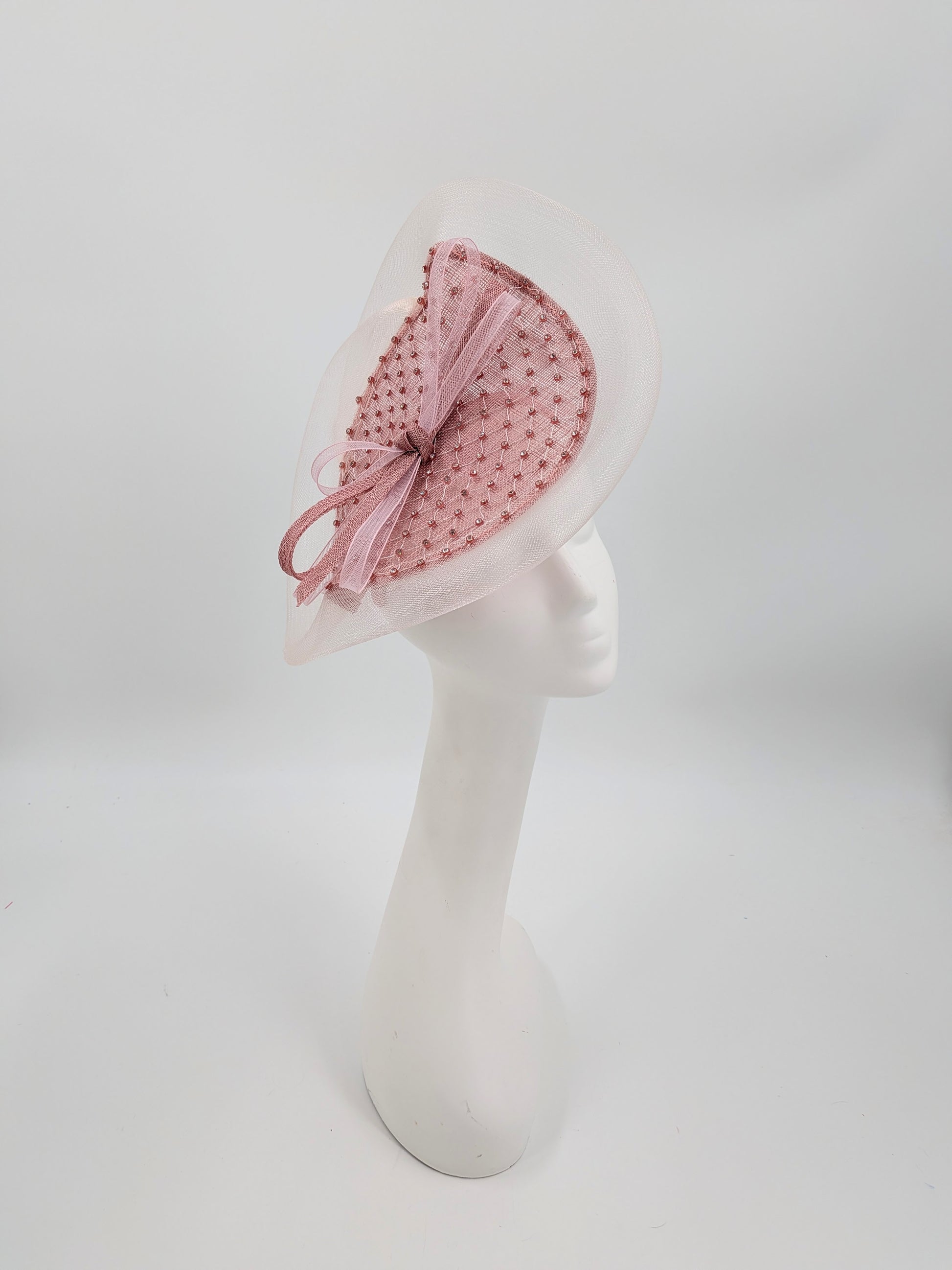 Hat Haven Millinery
Kentucky Derby hats
Kentucky Derby millinery
Derby hats for women
women’s Derby hats
luxury Kentucky Derby hats
custom Kentucky Derby hats
statement Derby hats
unique Derby hats
Derby day headpieces
Churchill Downs hats
Men's Kentucky Derby hats