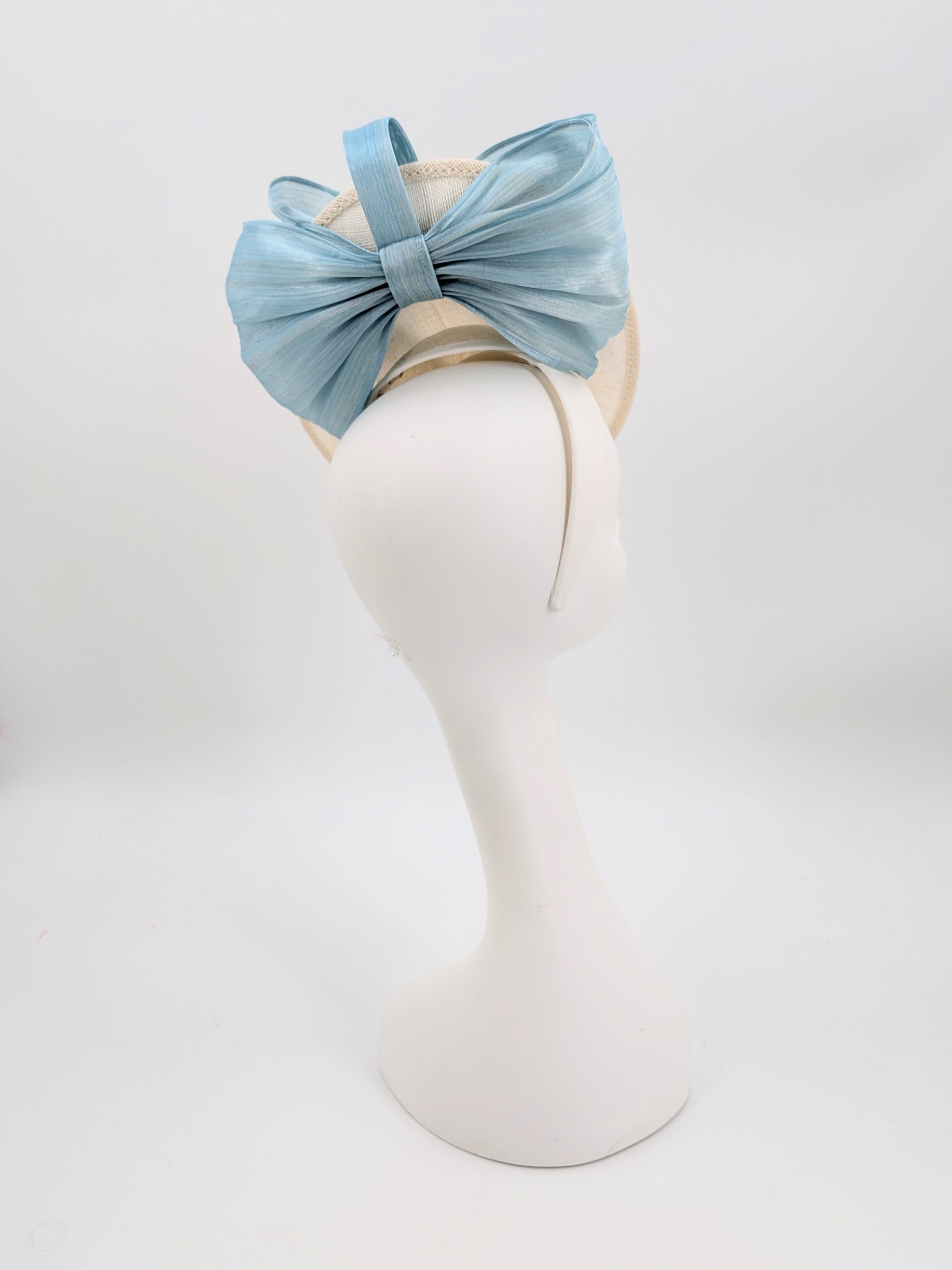 Hat Haven Millinery
Kentucky Derby hats
Kentucky Derby millinery
Derby hats for women
women’s Derby hats
luxury Kentucky Derby hats
custom Kentucky Derby hats
statement Derby hats
unique Derby hats
Derby day headpieces
Churchill Downs hats
Men's Kentucky Derby hats