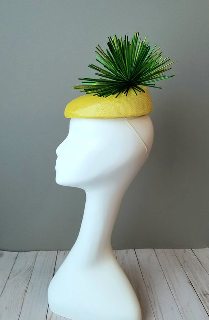Ladies fascinator. Yellow and green fascinator. Custom fascinator. Ladies Kentucky Derby hats and fascinators in Louisville Kentucky. Hat Haven hat shop. 