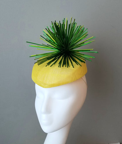 Ladies fascinator. Yellow and green fascinator. Custom fascinator. Ladies Kentucky Derby hats and fascinators in Louisville Kentucky. Hat Haven hat shop. 