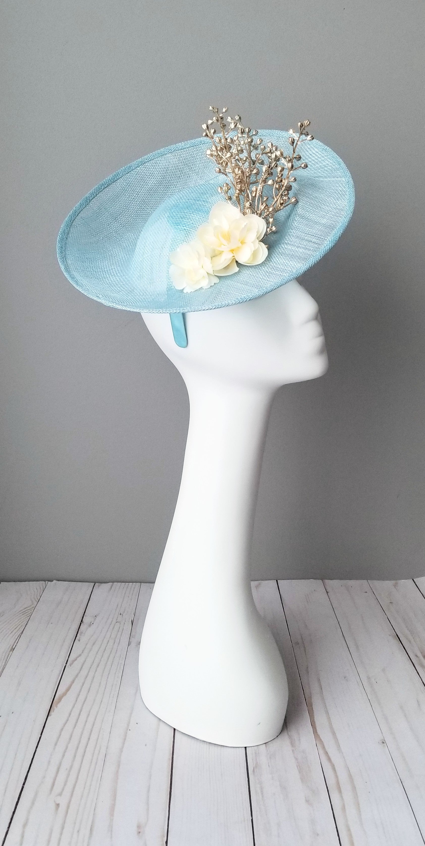 Hat Haven Hat Shop in Louisville, Kentucky. Kentucky Derby hats, fascsinators, Ascot hats, Melbourne Cup hats, custom hats, milliner hat shop, derby hats, wedding hats, ladies dress hats, Kentucky Derby hats, hats Louisville, hat maker Louisville