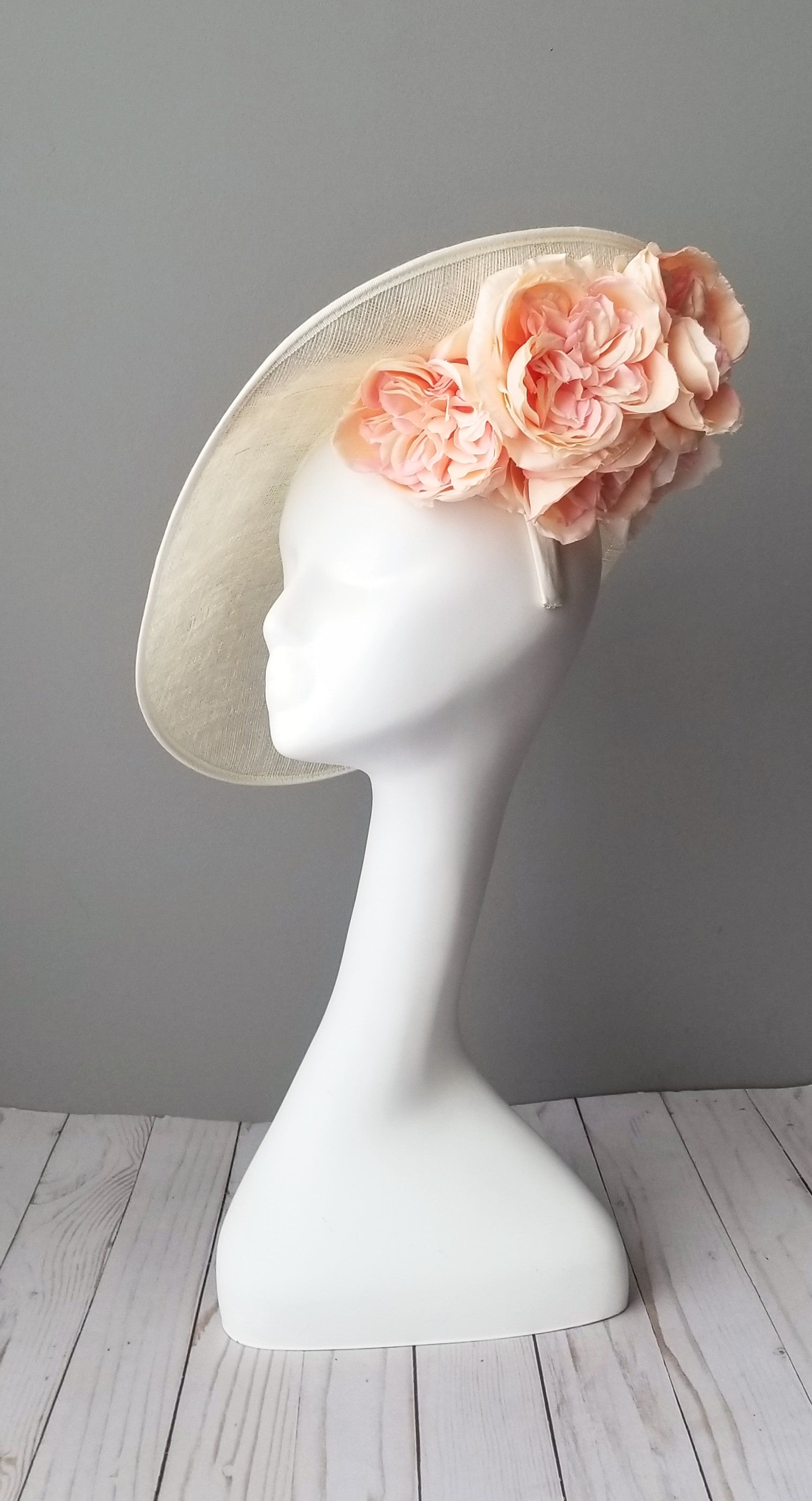 Hat Haven Hat Shop in Louisville, Kentucky. Kentucky Derby hats, fascsinators, Ascot hats, Melbourne Cup hats, custom hats, milliner hat shop, derby hats, wedding hats, ladies dress hats, Kentucky Derby hats, hats Louisville, hat maker Louisville