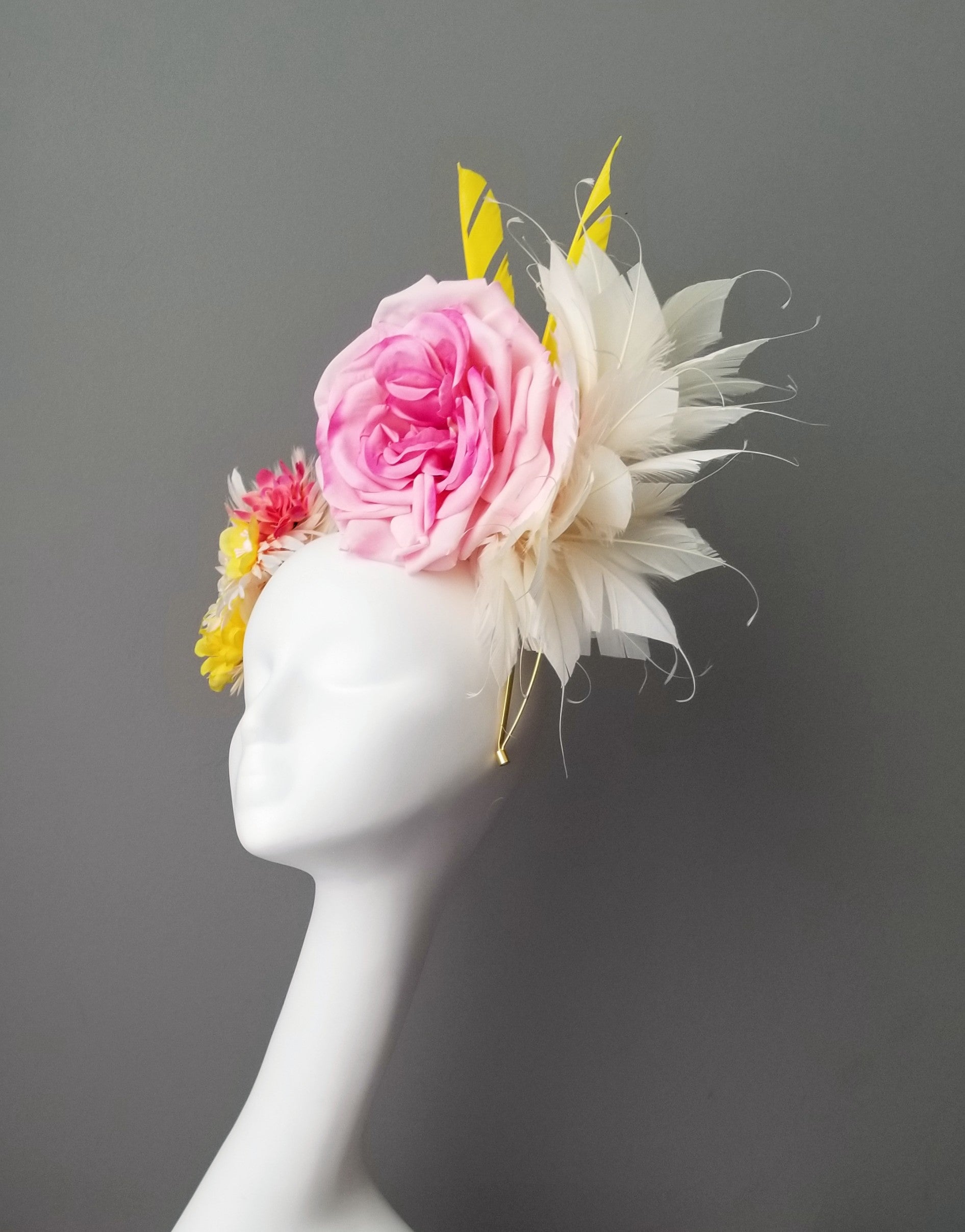 Hat Haven Hat Shop in Louisville, Kentucky. Kentucky Derby hats, fascsinators, Ascot hats, Melbourne Cup hats, custom hats, milliner hat shop, derby hats, wedding hats, ladies dress hats, Kentucky Derby hats, hats Louisville, hat maker Louisville, boho flower crown