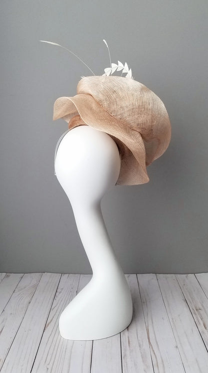 Neutral fascinator at Hat Haven hat shop in Louisville, Kentucky, Kentucky Derby hats and fascinators, hatinators, wedding hats, mother of the bride hats, bridal headwear, men's hats, Derby hats Louisville, Ascot hats, Melbourne Cup hats, millinery, custom hats, hat maker Louisville