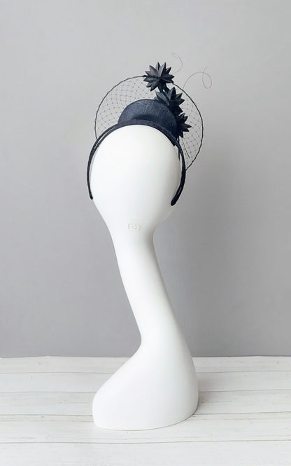 Hat Haven - Best Kentucky Derby hats in Louisville! Custom hats, fascinators, men's hats, bridal head wear, dress hats, Derby hats, Ascot hats, Fashion on the Field, hat maker, millinery hat shop in Louisville. Veiled percher fascinator.