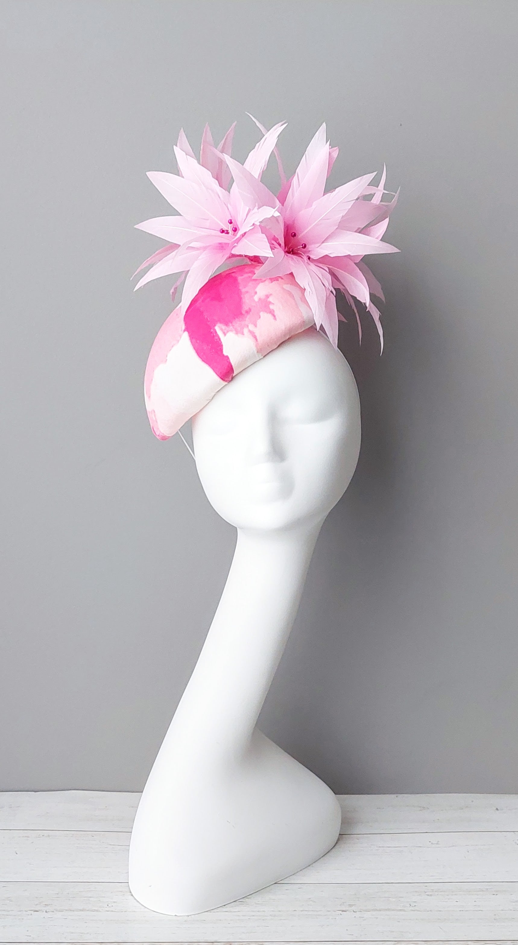 Hat Haven Millinery - Best Derby hats and fascinators, custom hat store in Louisville, men's hats, bridal, dress hats, derby hats, fashion on the field, milliner, hat shop in Louisville, Kentucky.