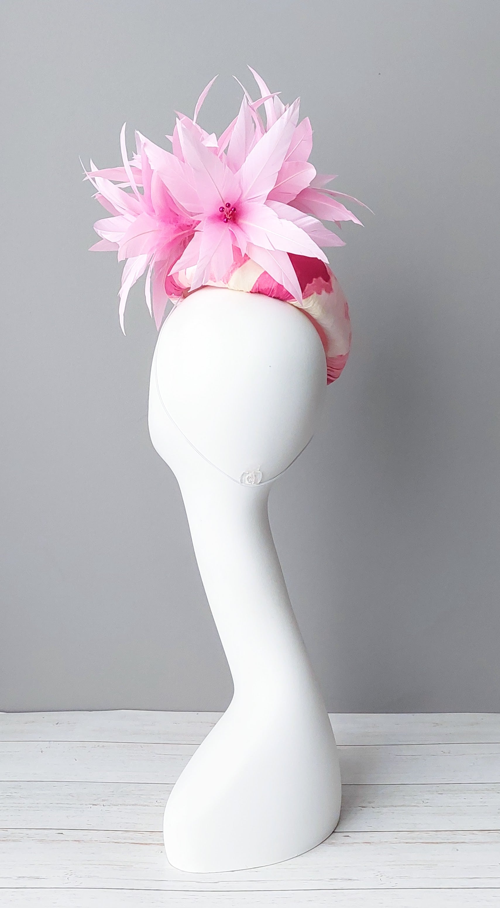 Hat Haven Millinery - Best Derby hats and fascinators, custom hat store in Louisville, men's hats, bridal, dress hats, derby hats, fashion on the field, milliner, hat shop in Louisville, Kentucky.